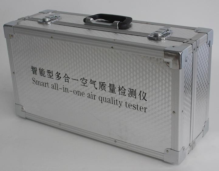 90111696104101.jpg 鋁合金箱